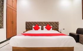 Hotel O Pratham Inn